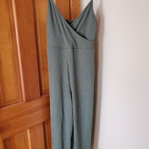 Forever 21 Green Jumpsuit Small